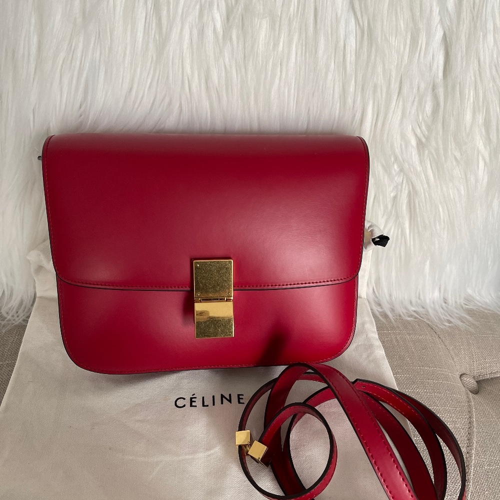 Medium never worn Celine box bag!
